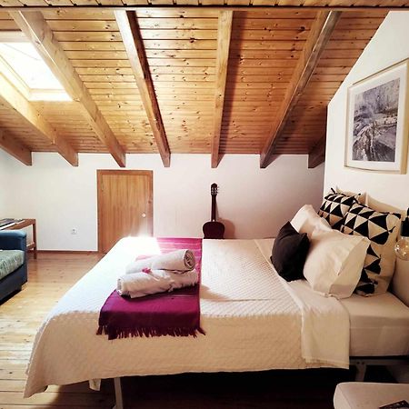 Homestay Attic Private Bedroom อัลเจซูร์ ภายนอก รูปภาพ