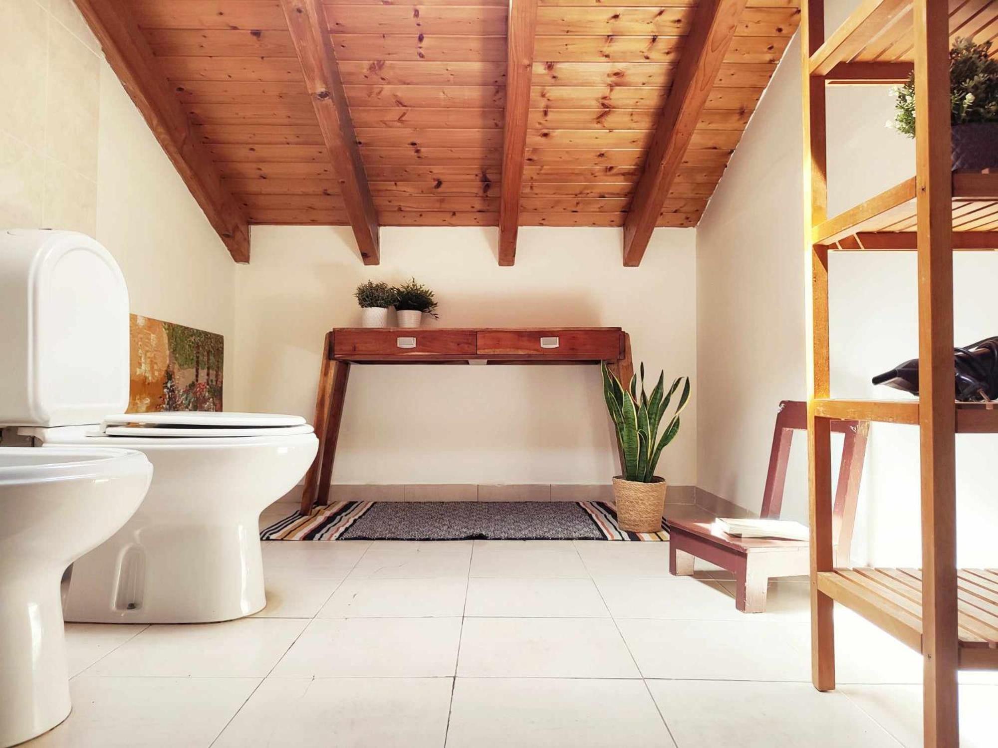 Homestay Attic Private Bedroom อัลเจซูร์ ภายนอก รูปภาพ